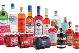 Die Flaschen mit den getesteten alkoholfreien Aperitifs