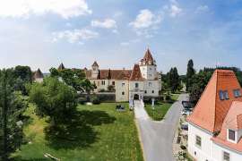 Das historische Schloss Kornberg im steirischen Thermen- & Vulkanland