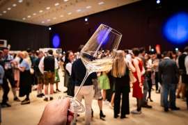 Gro�er Andrang bei der Pr�sentation in Graz Rund 1.000 steirische Weine standen zur Verkostung bereit � die Veranstaltung stie� auf gro�e Resonanz bei Fachpublikum und WeinliebhaberInnen.